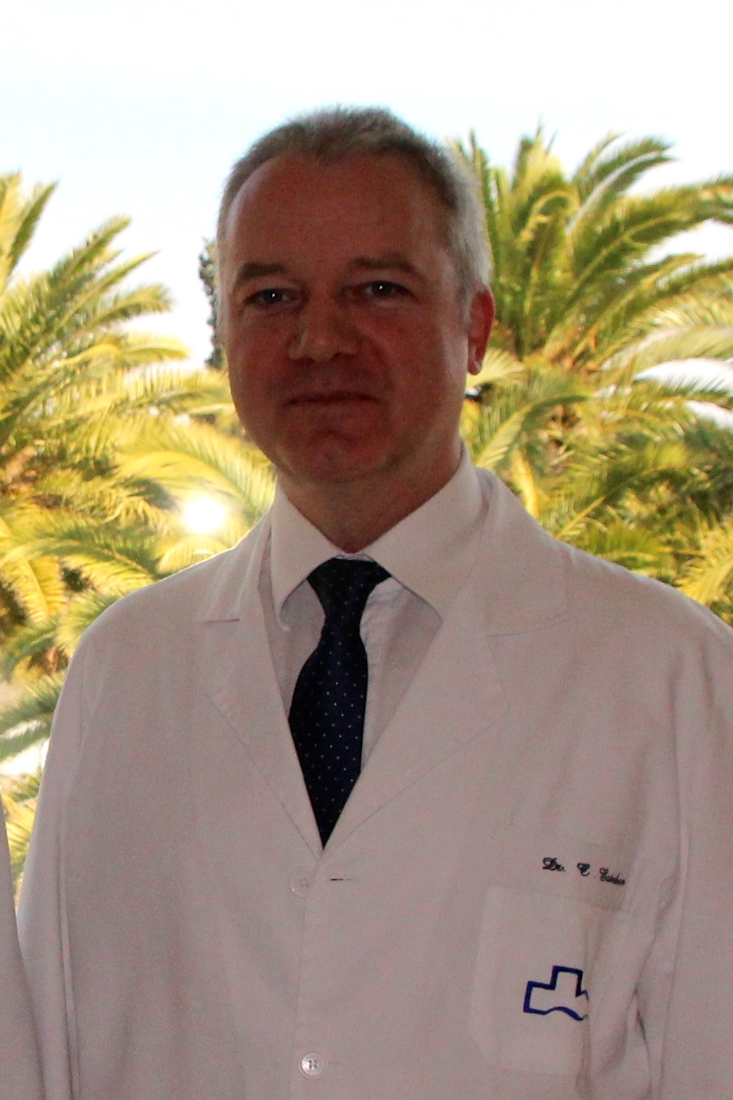 Dr. Carlos Esteban Gracia